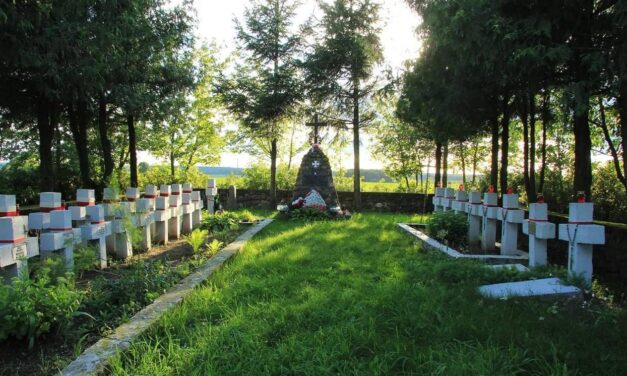 Cmentarz – symbol w Surkontach przestał istnieć !!!